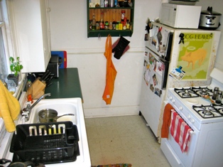 kitchen2.JPG