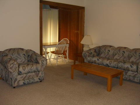 111-livingroom-2br.jpg