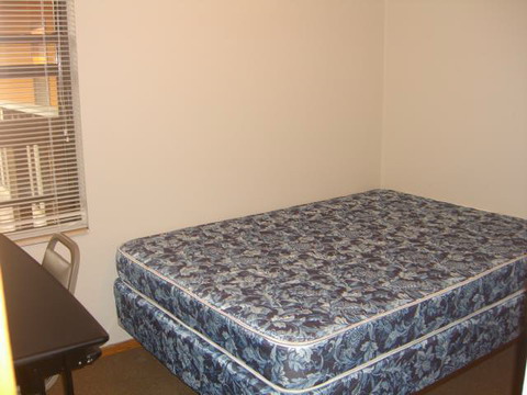 bedroom.jpg