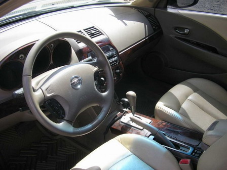 nissan_altima_a1243589834b2728987_3_orig.jpg