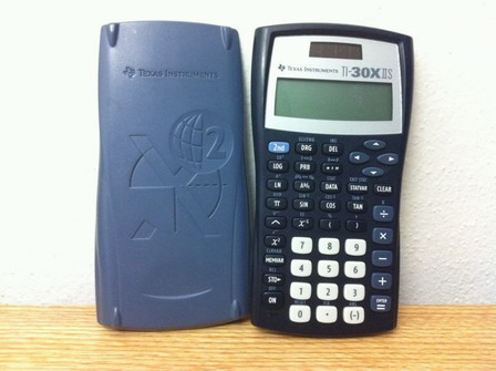 Texas Instruments TI-30X IIS计算器，统计课用，5刀